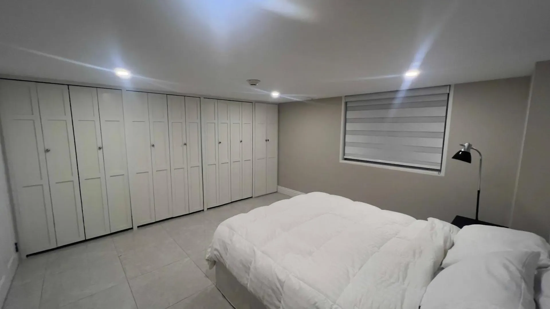 Modern 2-Bedroom One Woodbrook Place Apartment! Port of Spain 0*,  Trinidad och Tobago