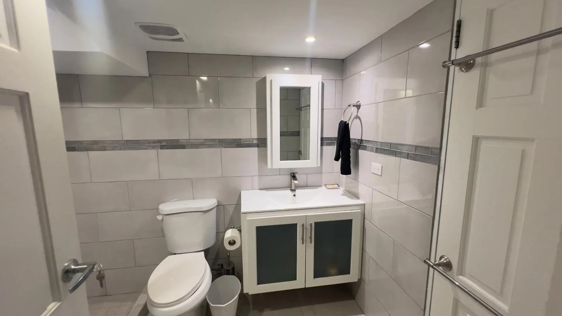 Modern 2-Bedroom One Woodbrook Place Apartment! Port of Spain